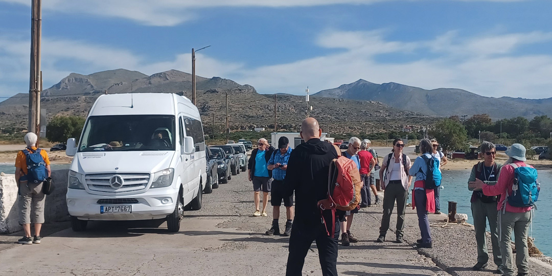 Kythira, Weisser Bus